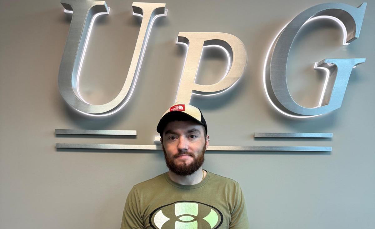 Employee Of Month - United Plate Glass Company